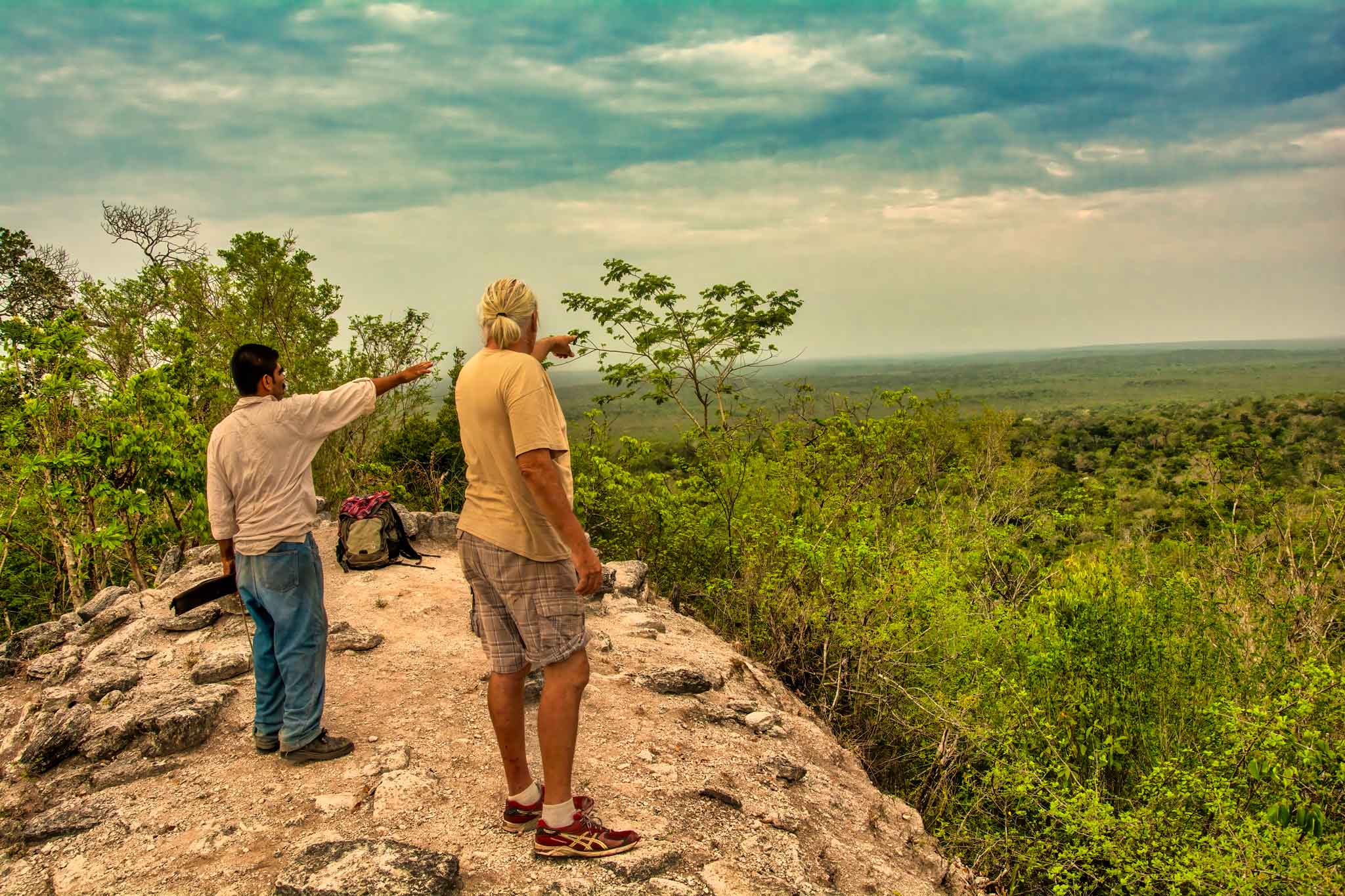 Hiking to el Mirador