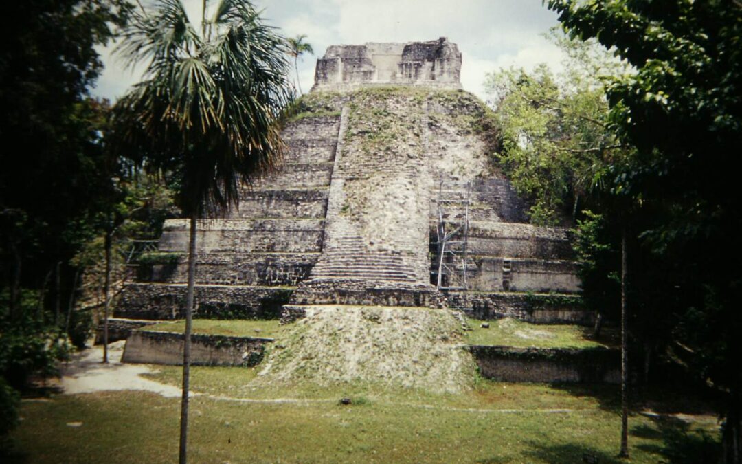 Guatemala travel tour Martsam Travel temple maya